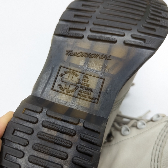 Dr Martens White Leather Ankle Boots - Picture 10 of 10